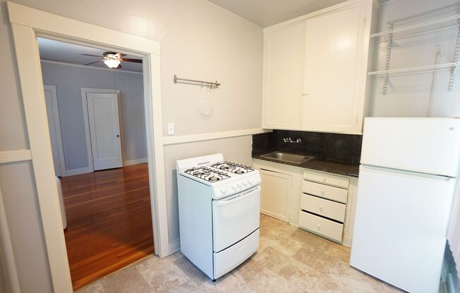 1 bed, 1 bath, $1,500