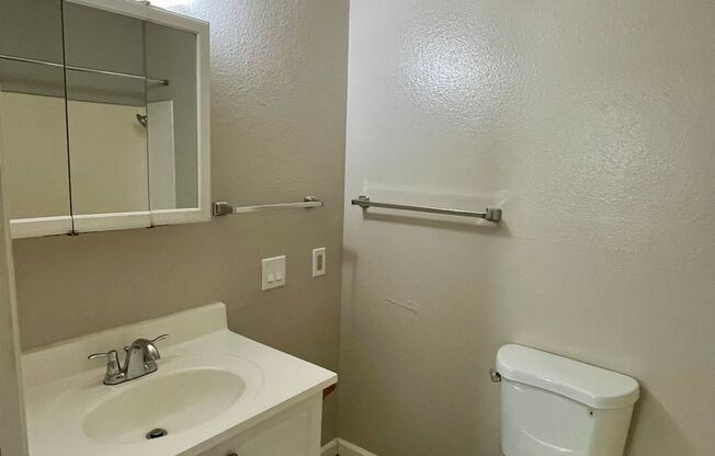 1 bed, 1 bath, $1,895, Unit #4