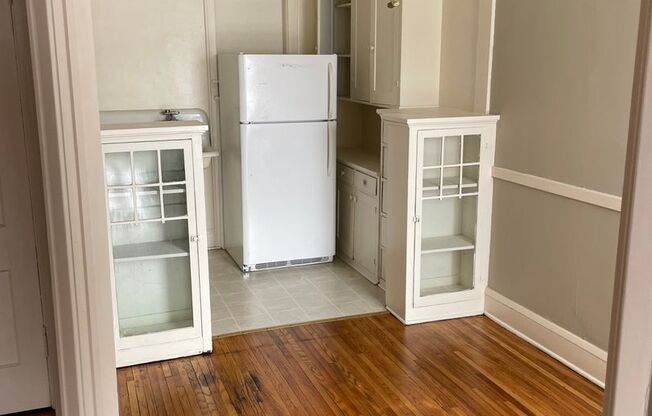 1 bed, 1 bath, 625 sqft, $969, Unit 105