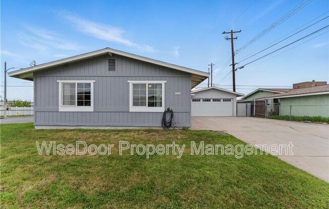 1114 STOVALL AVE