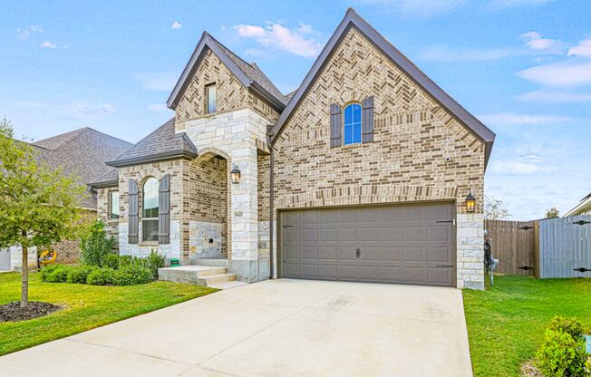 Beautiful 4 bed 3.5 bath Single Story Home in Kallison Ranch