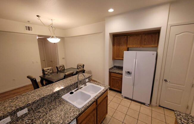 2 beds, 2 baths, $1,650