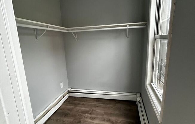 204 ELM ST