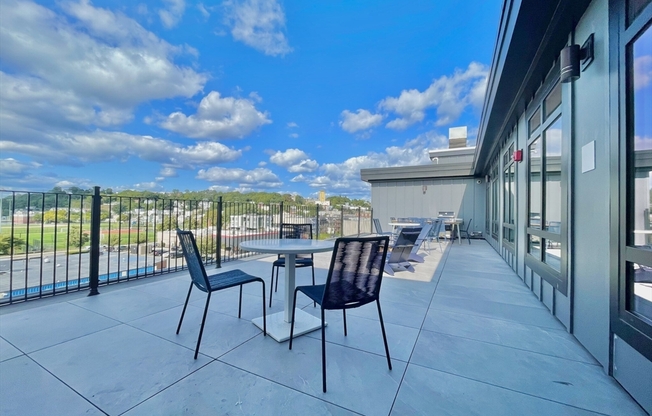 2 beds, 2 baths, 1,278 sqft, $3,500, Unit 211
