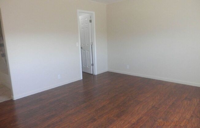 3 beds, 2 baths, $1,700