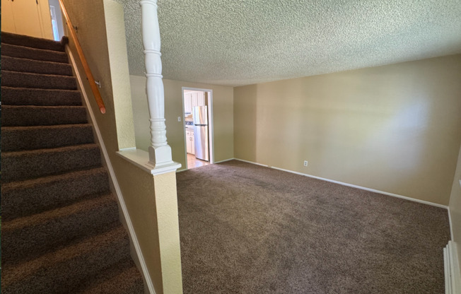 Move-In Special! FREE 50" TV for Qualified Tenants!