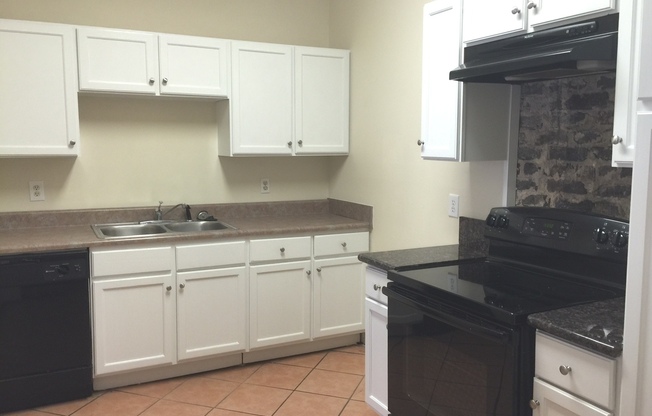 2 beds, 2 baths, $1,475