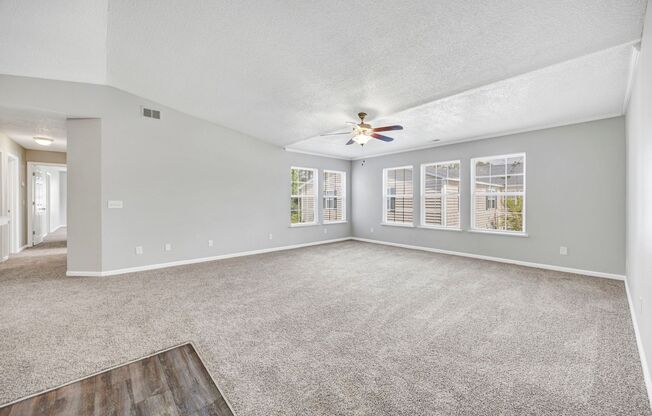 2 beds, 2 baths, 1,350 sqft, $1,380, Unit 418-418E