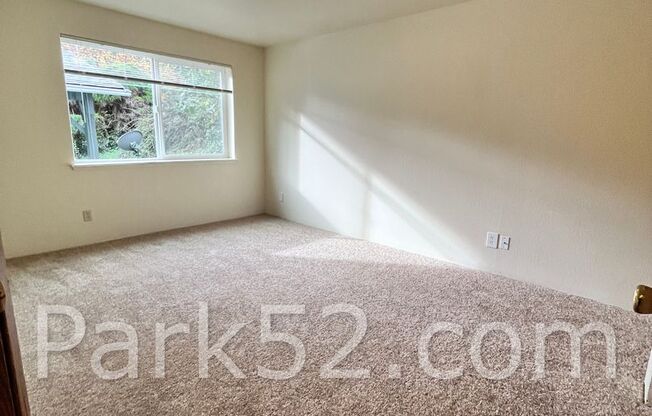 2 beds, 1 bath, $1,495, Unit 7202-#05