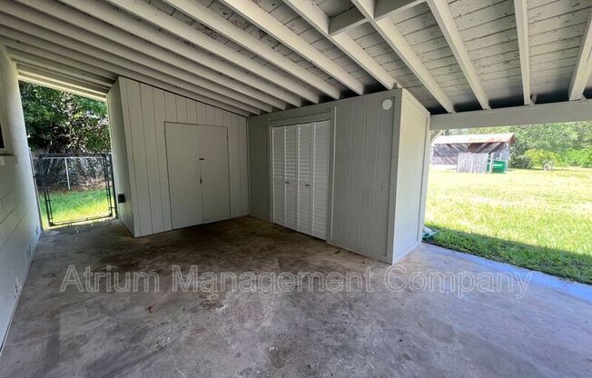 123 W LK MARY AVE