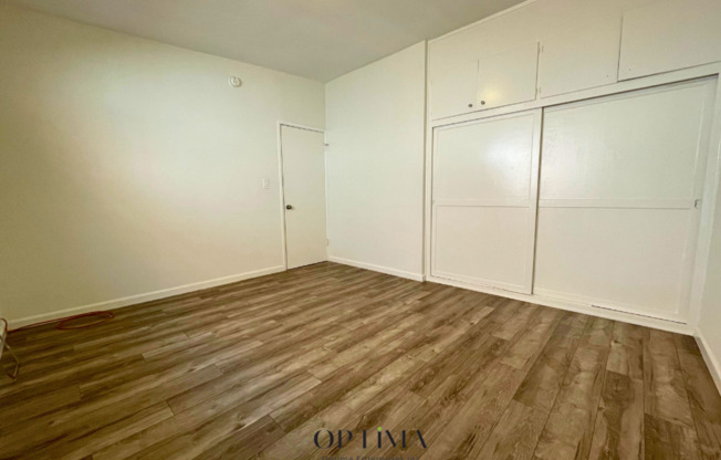 1 bed, 1 bath, $2,100, Unit 07