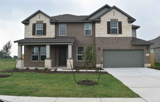 201 CHICKASAW LN