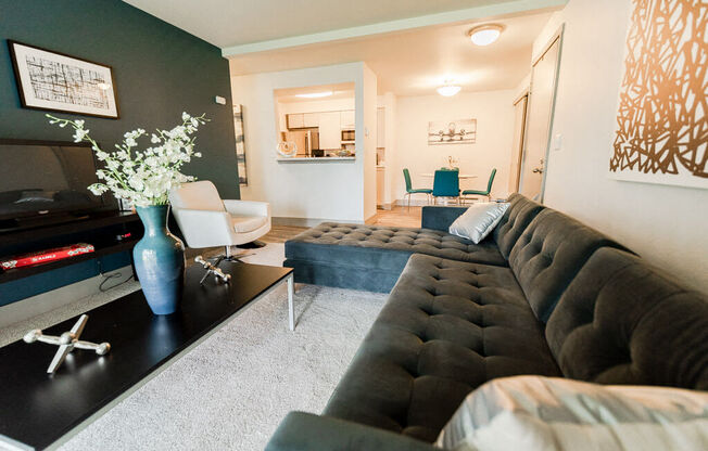 Explore Apartments in South Tacoma, WA - Aero Apartments