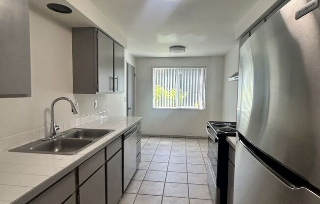 Sunset Terrace Apartments LLC