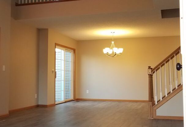 2 beds, 2 baths, $1,995