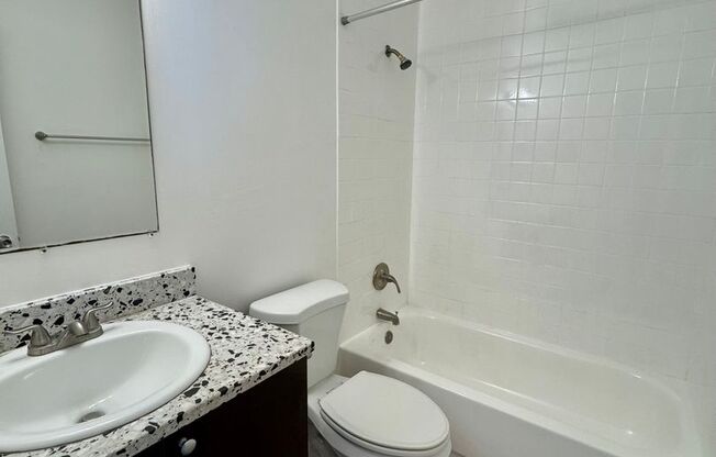 4 beds, 2 baths, 1,407 sqft, $2,575, Unit 092