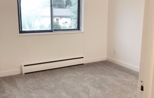 2 beds, 1 bath, 875 sqft, $2,295, Unit 202