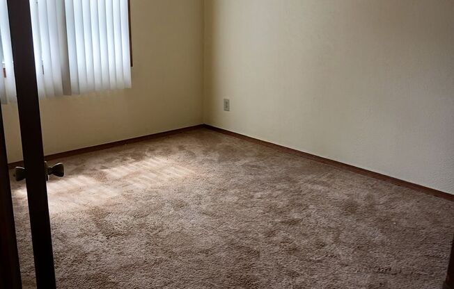 1 bed, 1 bath, 683 sqft, $1,025, Unit 2970-060