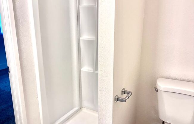 2 beds, 2 baths, 860 sqft, $1,895, Unit 18A