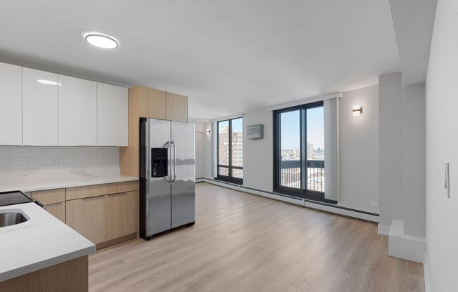 3 beds, 1.5 baths, 1,001 sqft, $3,300, Unit 14C