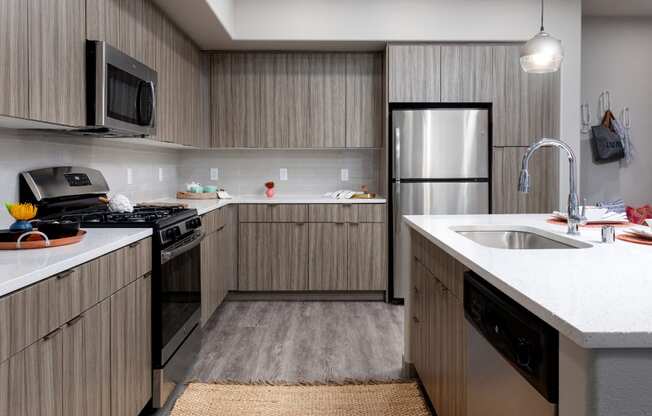 Fully Equipped Kitchen With Modern Appliances at Las Positas Apartments , Camarillo, California
