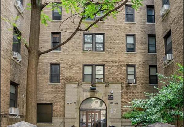 105 BENNETT AVE