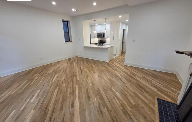 203 PARK PL