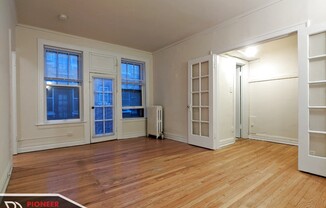 436 W Surf St 2H