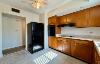 1 bed, 1 bath, 700 sqft, $795, Unit 4223-4