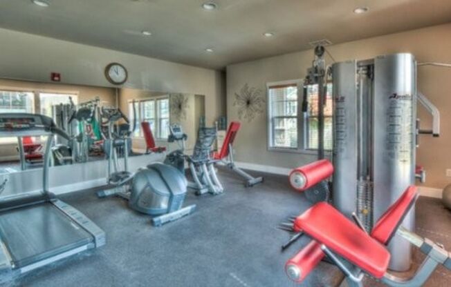 2 beds, 2 baths, 1,077 sqft, $1,675, Unit 9307