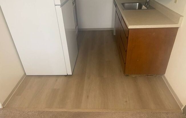 HHillCMQ -REF (Hillcrest Apartments)