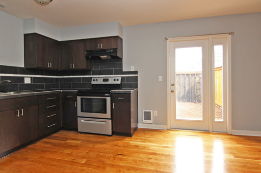 Peninsula Park Apartments