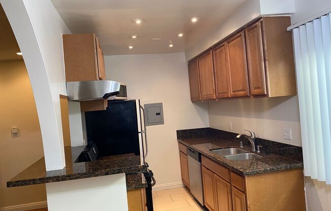 1 bed, 1 bath, 700 sqft, $2,350, Unit 3