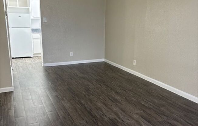 1 bed, 1 bath, 780 sqft, $1,300, Unit 317