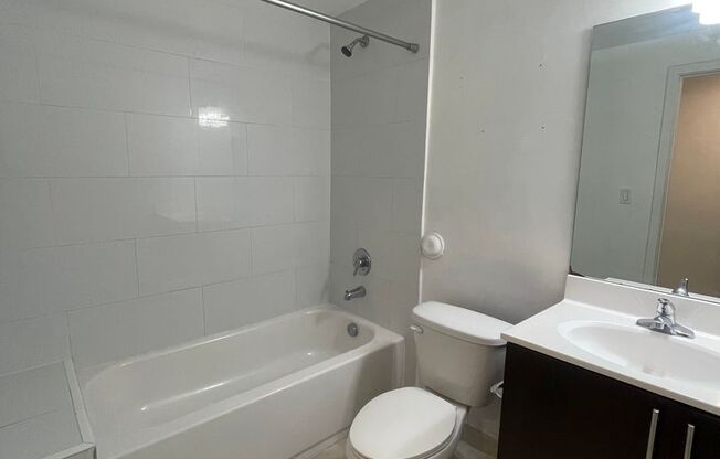 2 beds, 2 baths, 893 sqft, $2,660, Unit 406