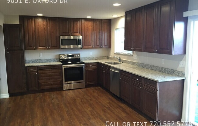 9051 E OXFORD DR