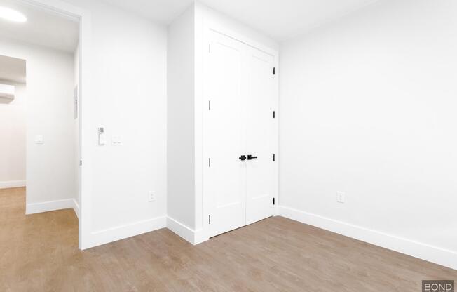 558 EMPIRE BLVD