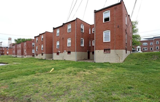 1 bed, 1 bath, 525 sqft, $925, Unit 2129DUN-1