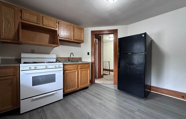 1 bed, 1 bath, 650 sqft, $795