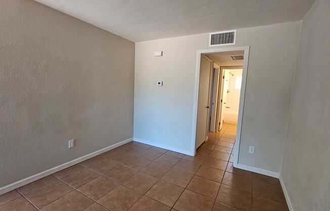 1 bed, 1 bath, $995, Unit Speed6924-11