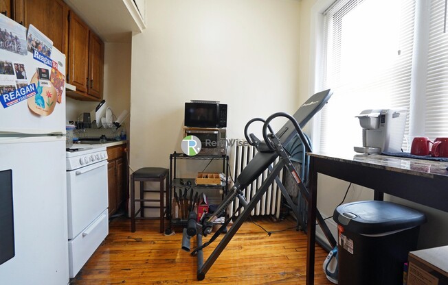1212 COMMONWEALTH AVE