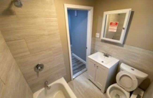 2 beds, 1 bath, 1,000 sqft, $1,400, Unit Apt. 5