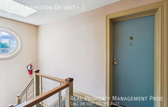 1409 E ABINGDON DR