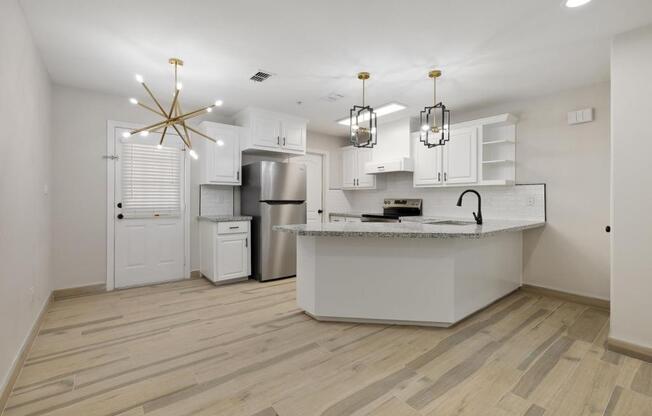 213 S 49 ST