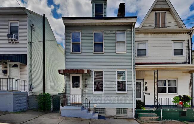 4520 MINERVA ST