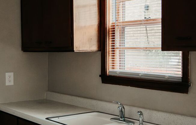 Studio, 1 bath, 348 sqft, $825, Unit 3