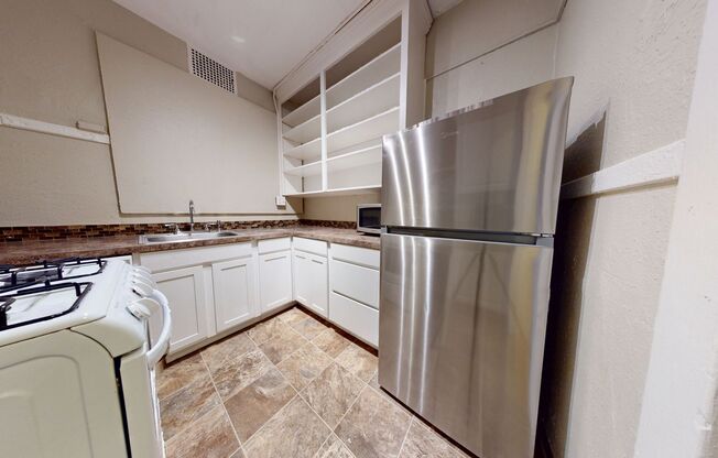 1 bed, 1 bath, 658 sqft, $1,595, Unit 110