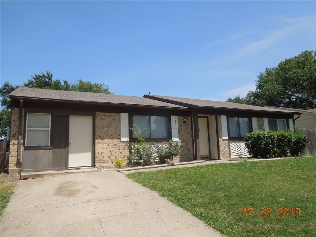 Beautiful 4 Bedroom 2 Bathroom in Garland!