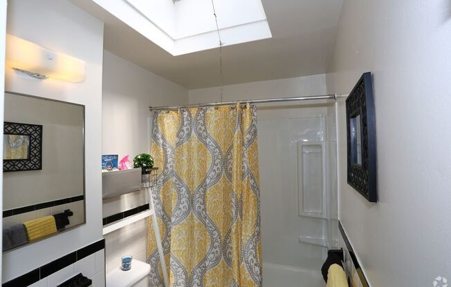 Oak Hill Townhomes