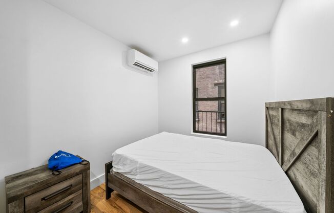 2 beds, 1 bath, 450 sqft, $3,238, Unit 9